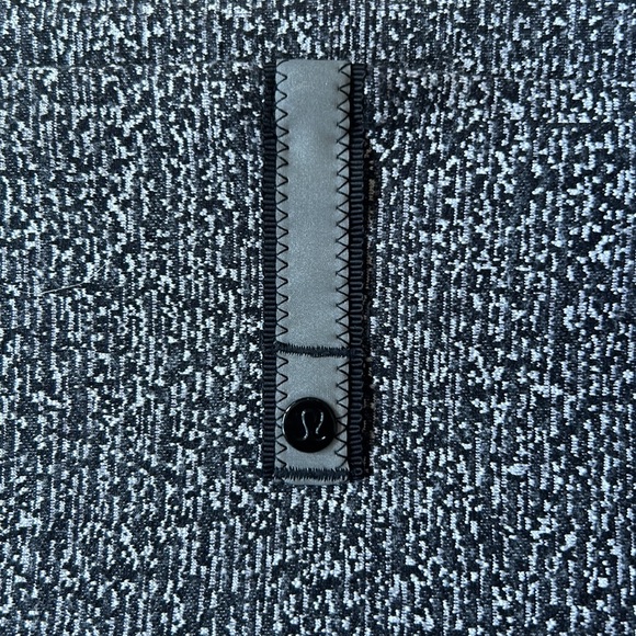 Lululemon Vinyasa Scarf - Picture 6 of 6